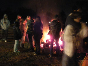 Reserve your firepit now for a great evening at Bob's Corn, Maze & Pumpkin Patch in Snohomish, Washington, N.E. of Seattle